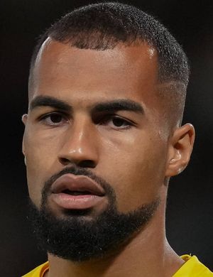 Robert Sánchez in 2026: Net Worth and Salary, Parents, Wife, Height and FAQs