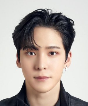 Jeong Yun-ho (ATEEZ): Biography, Profile, Net Worth 2025, Career, and Background