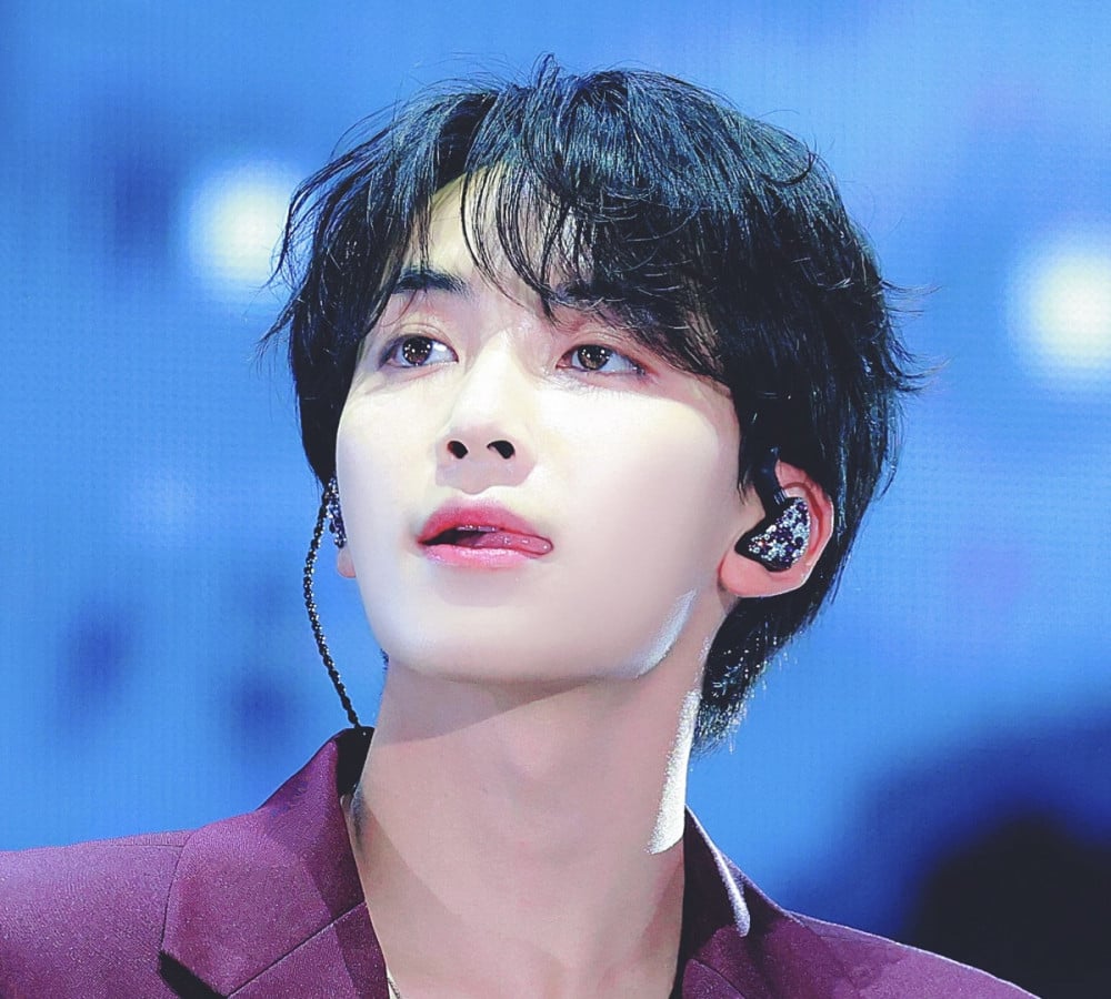 (Seventeen) Yoon Jeonghan Biography: Profile, Net worth 2025, Career, Sister And Military