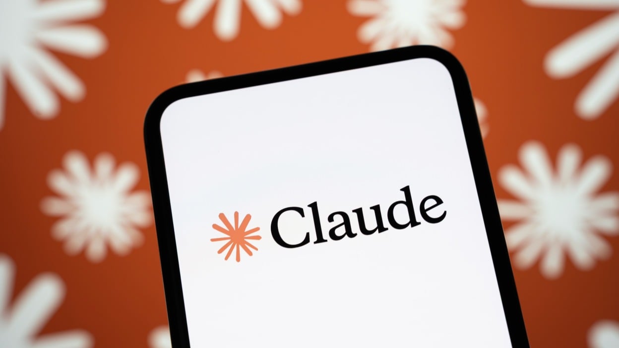 Claude Opus Review 2026: AI, App, Free Plan, Pricing, Login, and User Experience