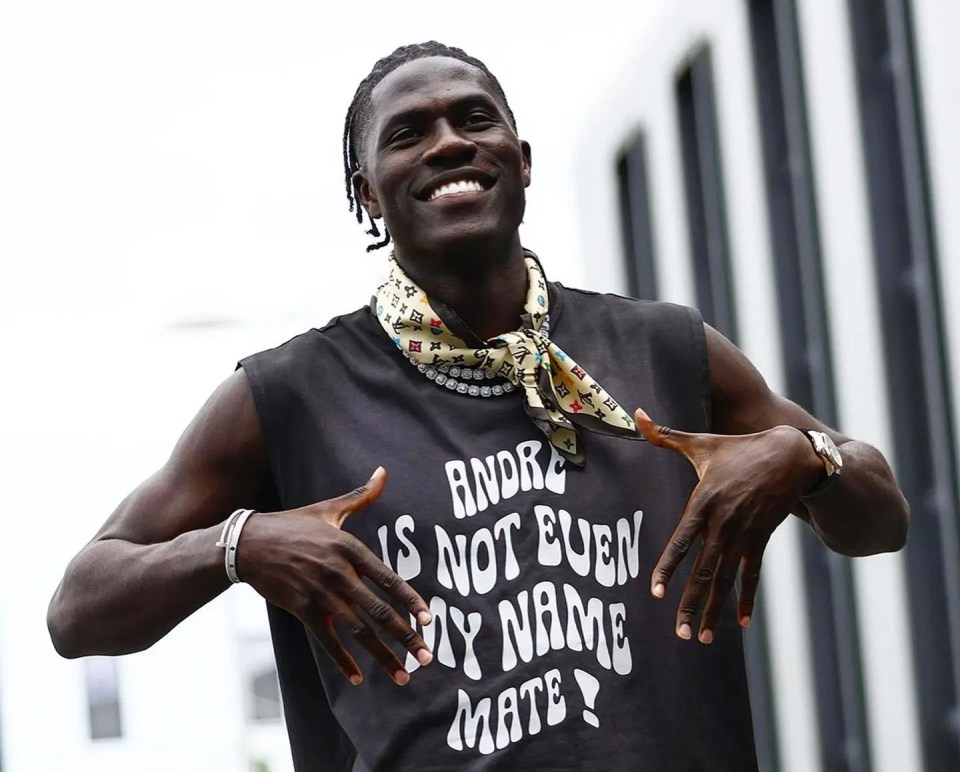 Amadou Onana in 2026: Net worth and Salary, Wife, Brother, Religion, Transfer values, and FAQs