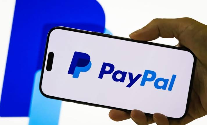 PayPal Review 2026: App, Download, Sign In, Account, Free Features, Complaints, User Experience, & FAQs