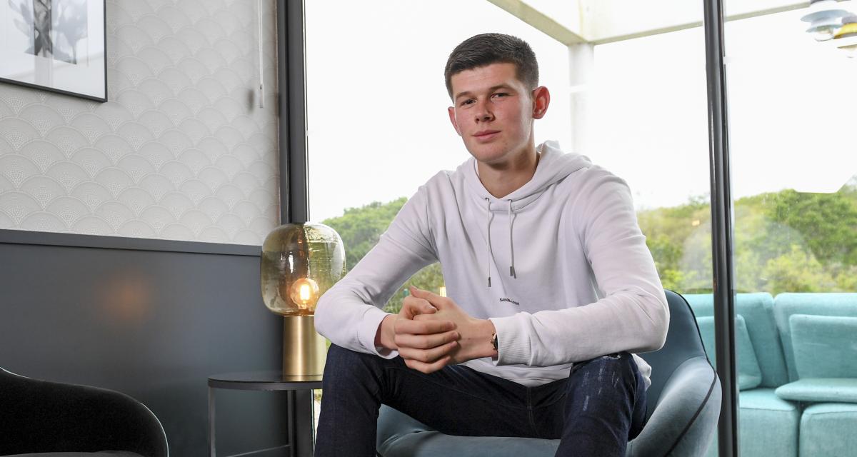 Illan Meslier in 2026: Net Worth and Salary, Wife, Injury, Transfer, and Frequently Asked Questions