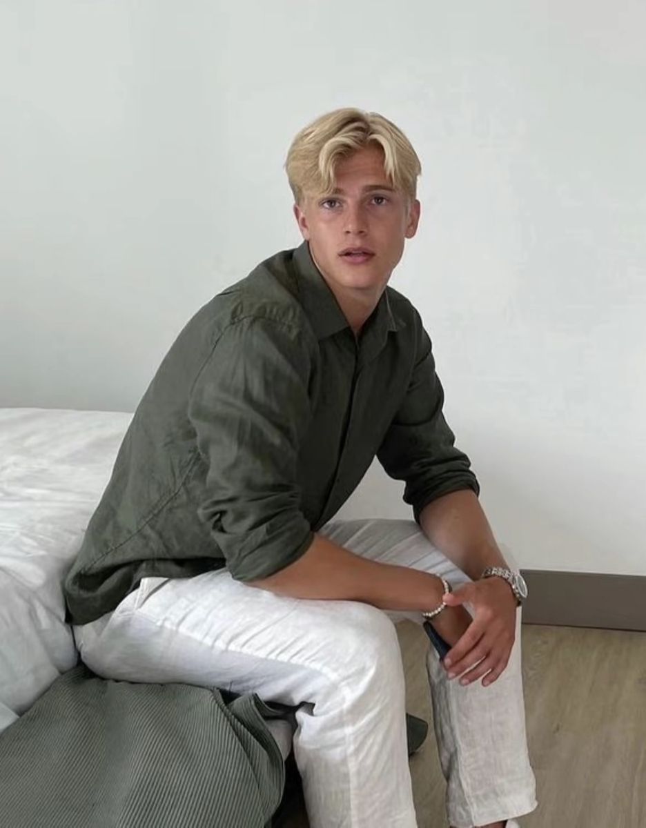 Lucas Bergvall in 2026: Net Worth and Salary, Injury, Wife, Parents, Height, and FAQs