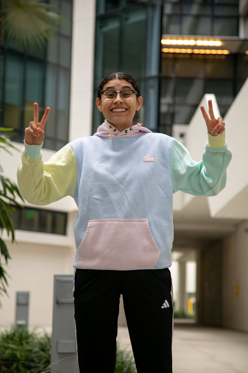 Jenny Hoyos in 2026: Net worth and Height, Ethnicity, Age, Real name, and FAQs