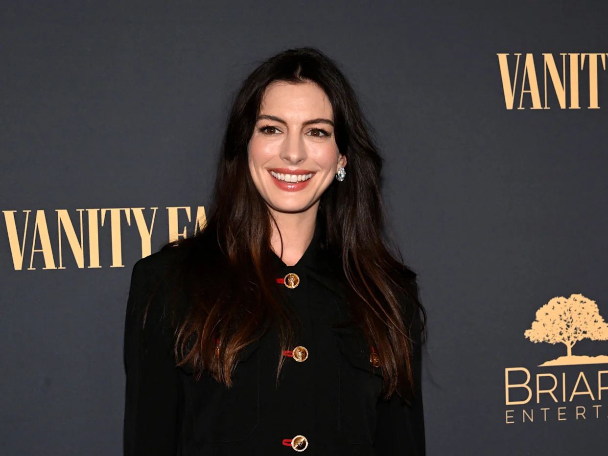 Anne Hathaway in 2026: Net Worth, Songs, Movies, Husband, Transfer Values, and FAQs