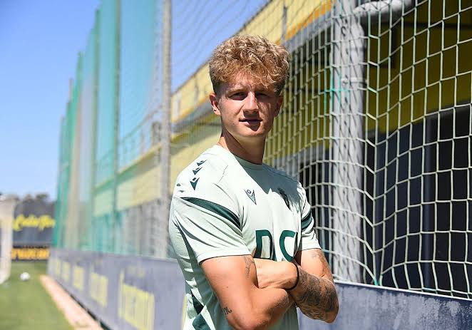 Pelayo Fernández in 2026: Net worth and Salary, Age, Stats, Number, Transfer values, and FAQs