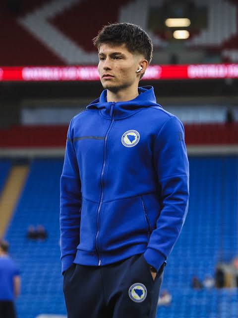 Esmir Bajraktarevic in 2026: Net Worth and Salary, Transfer, Parents, Religion, Height, Age and FAQs