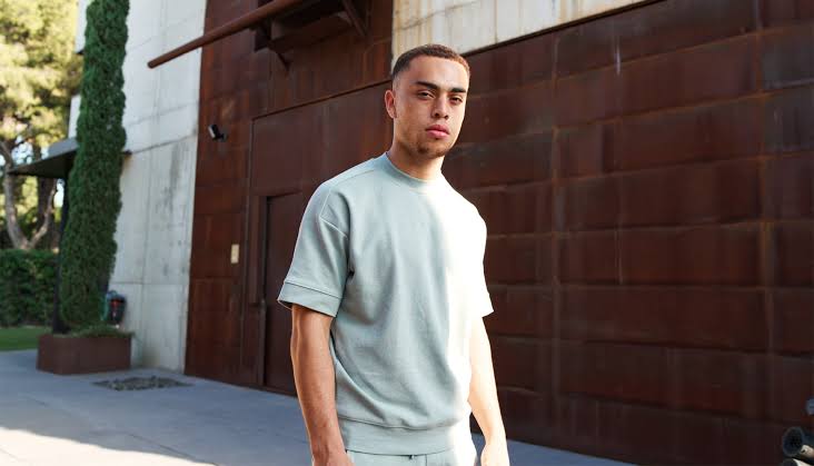Sergiño Dest in 2026: Net worth and Salary, Transfer, Injury, Wife, Ethnicity, Parents and FAQs