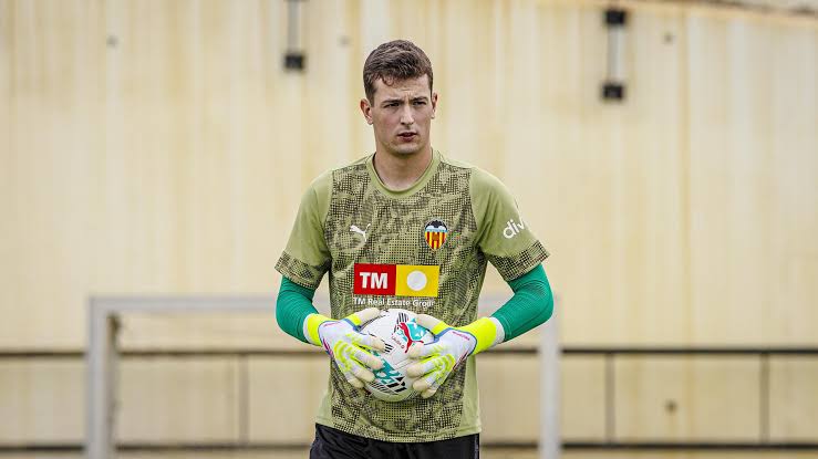 Julen Agirrezabala in 2026: Net Worth and Salary, Siblings, Injury, Stats, Transfer Values, and FAQs