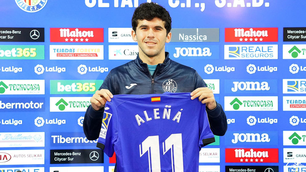Carles Alena in 2026: Net Worth and Salary, Height, Wife, Stats, Transfer Values, and FAQs