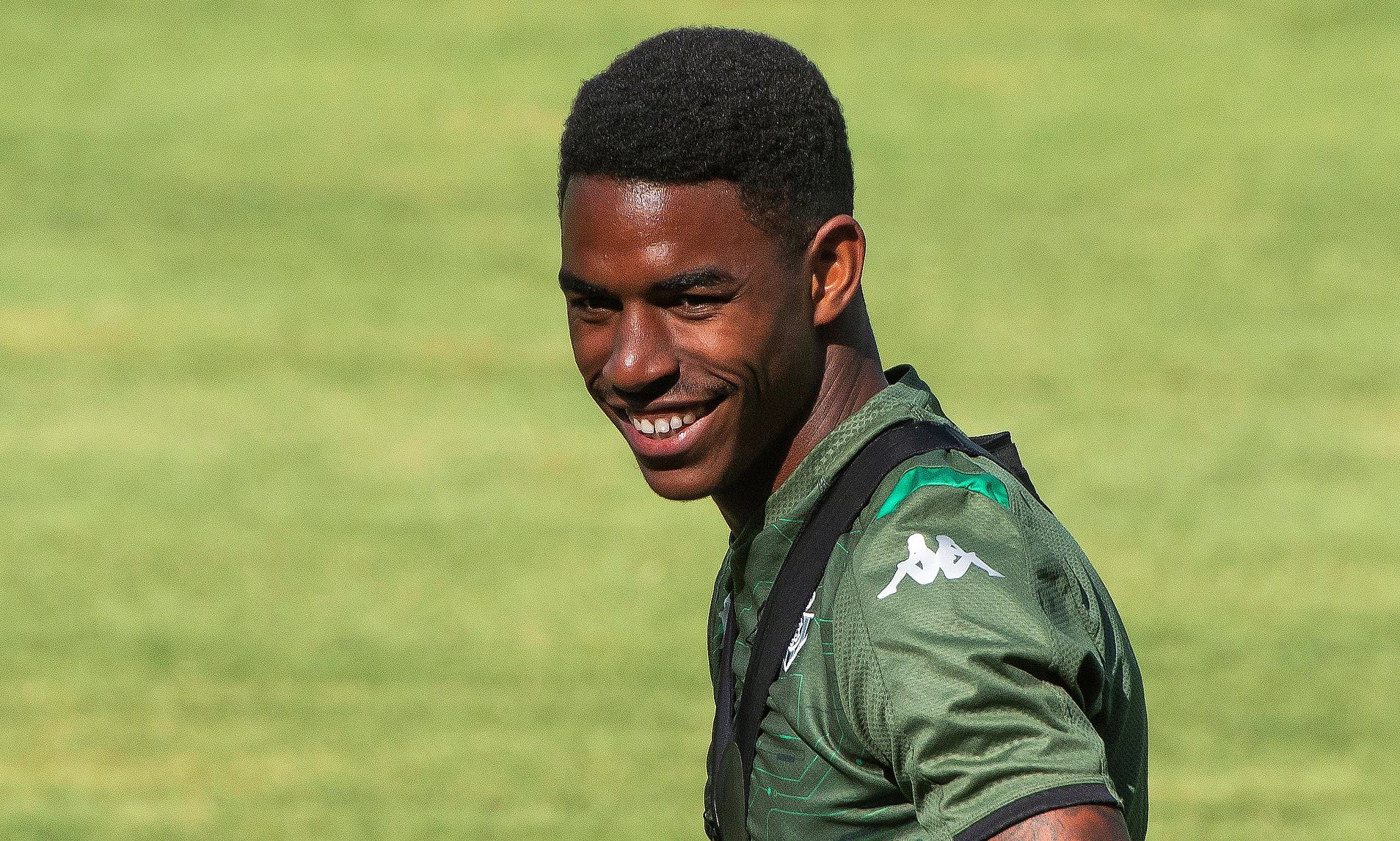 Junior Firpo in 2026: Net Worth and Salary, Stats, Wife, FC 26, Transfer Values, and FAQs